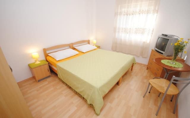 APARTMENT ONE BEDROOM