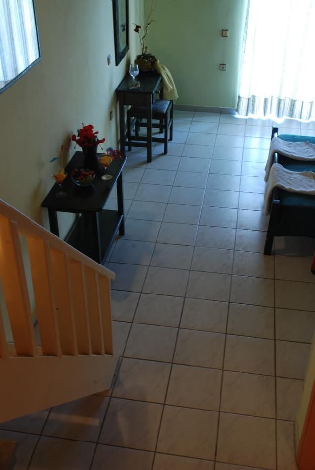 FAMILY ROOM STANDARD