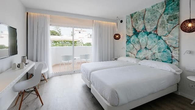 DOUBLE SEA VIEW