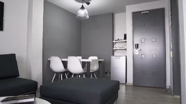 SUITE BUSINESS