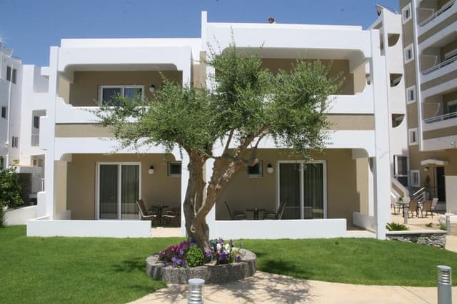 APARTMENT SUPERIOR