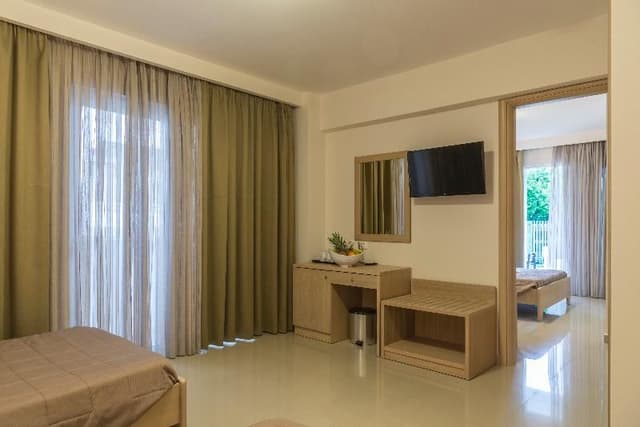 APARTMENT SUPERIOR