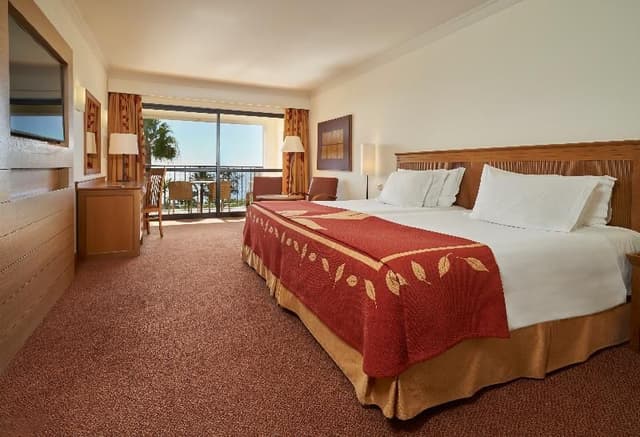 TWIN SUPERIOR SEA VIEW