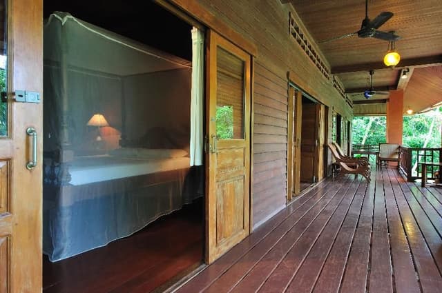 VILLA THREE BEDROOMS