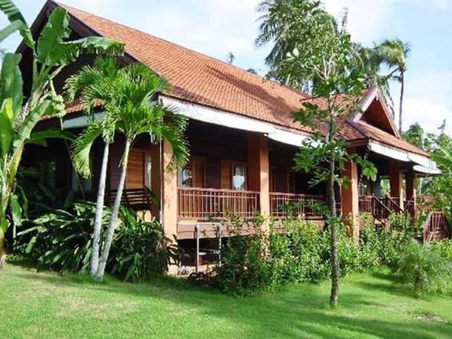 VILLA THREE BEDROOMS