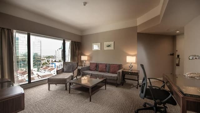 SUITE KING SIZE BED