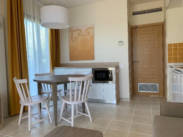 APARTMENT CAPACITY 6 TWO BEDROOMS