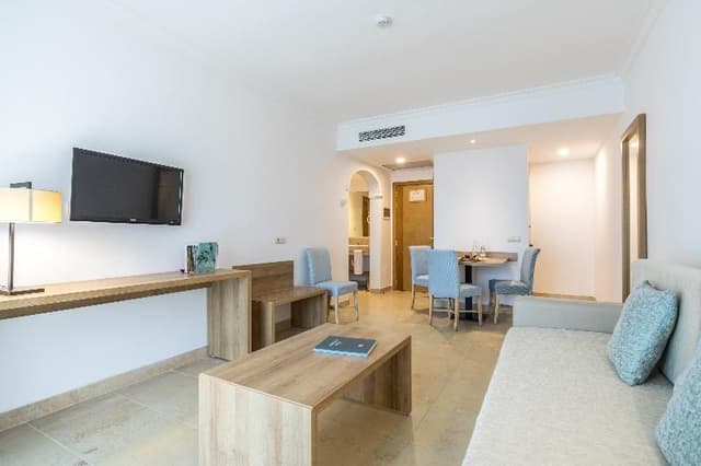 APARTMENT PREMIUM