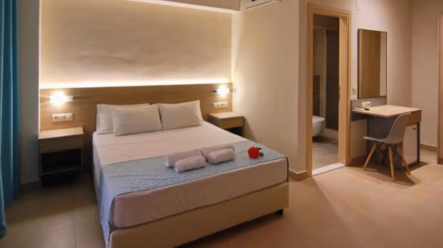 FAMILY ROOM TWO BEDROOMS