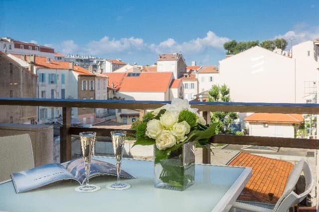 DOUBLE DELUXE WITH TERRACE
