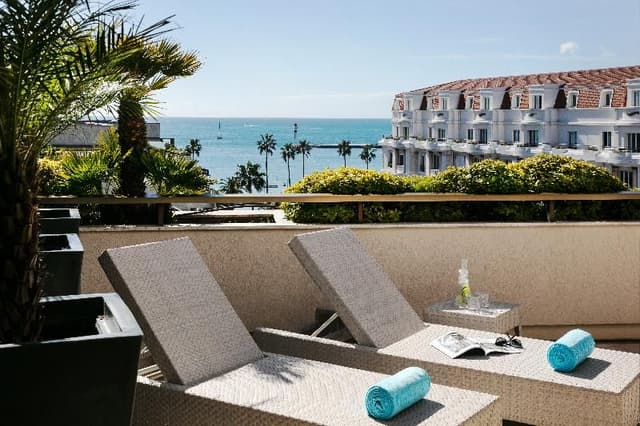 SUITE SEA VIEW WITH TERRACE