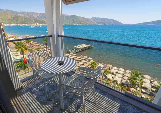 DOUBLE SEA VIEW