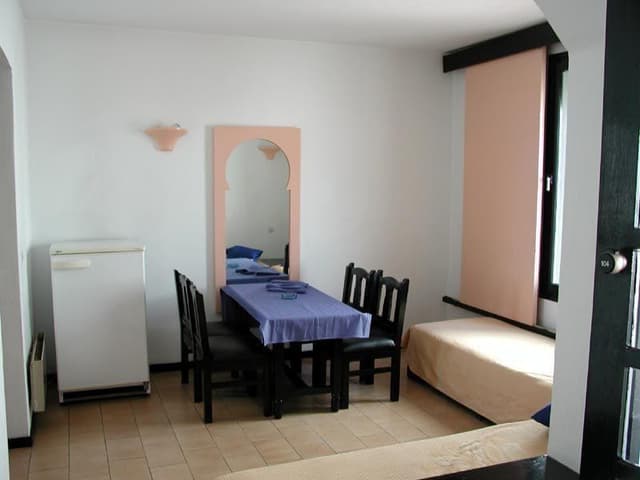 APARTMENT CAPACITY 4