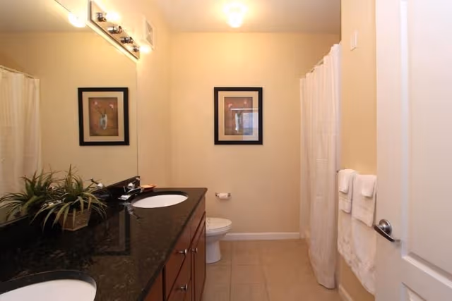 APARTMENT THREE BEDROOMS