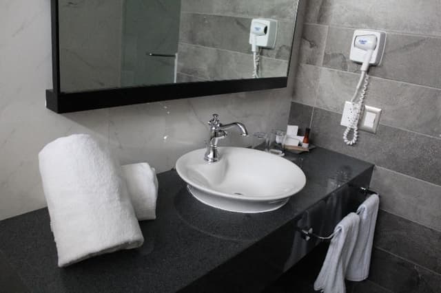 SUITE TWO BEDS