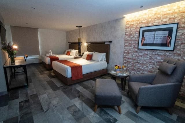 SUITE TWO BEDS