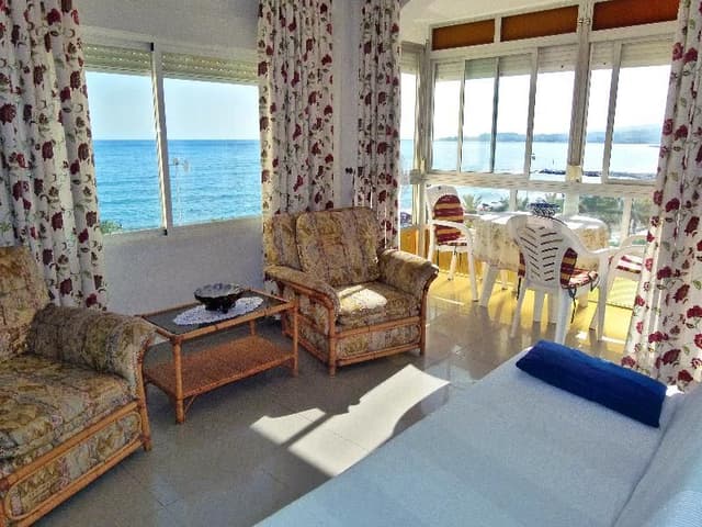 APARTMENT CAPACITY 5 TWO BEDROOMS