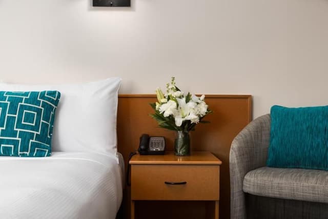 STUDIO TWO BEDS