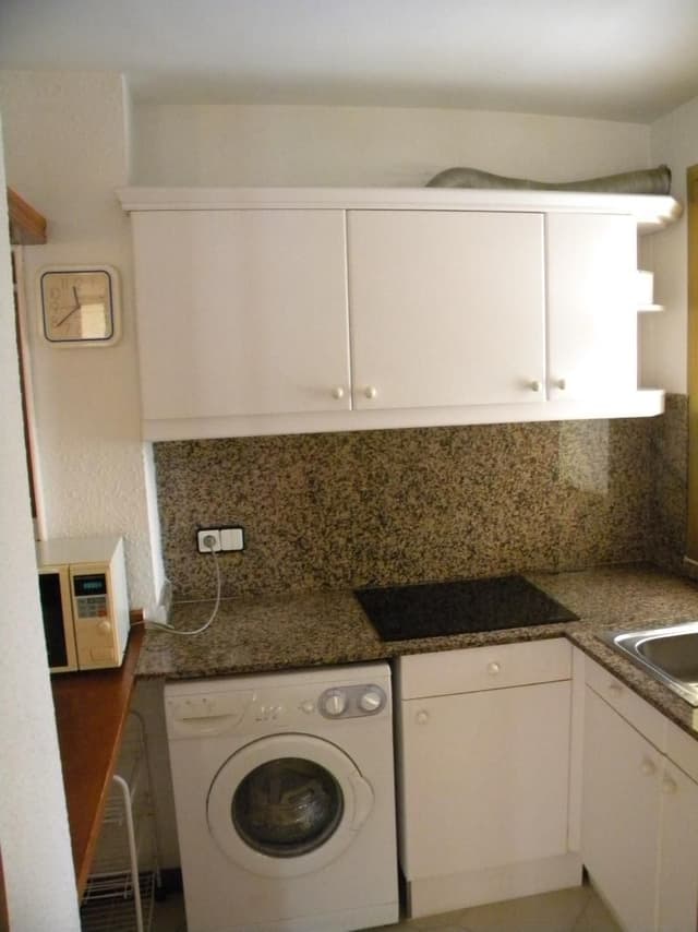 APARTMENT CAPACITY 4