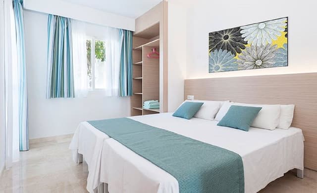 APARTMENT ONE BEDROOM