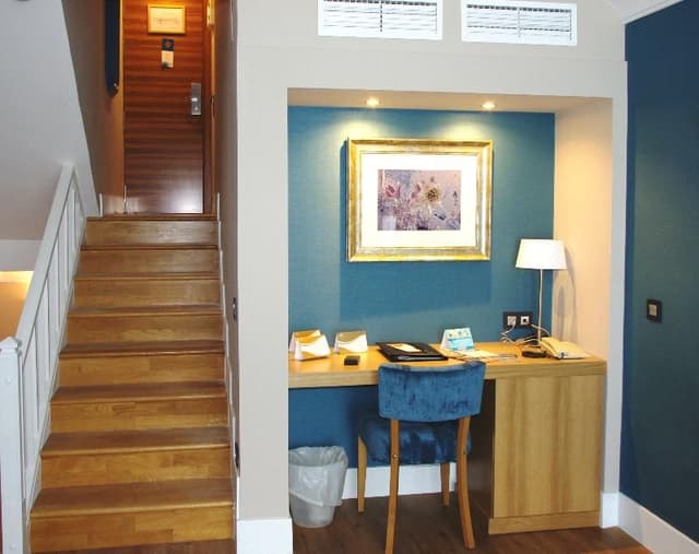 SUITE ONE BEDROOM