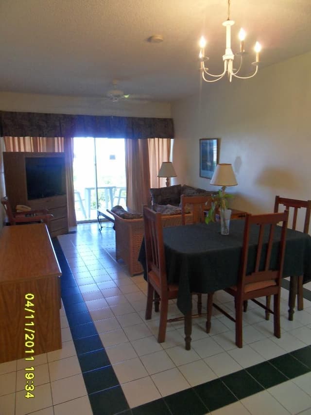SUITE TWO BEDROOMS