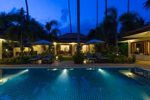 Villa - Beach Front