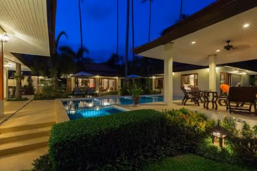 Villa - Beach Front