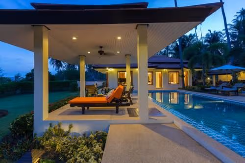 Villa - Beach Front