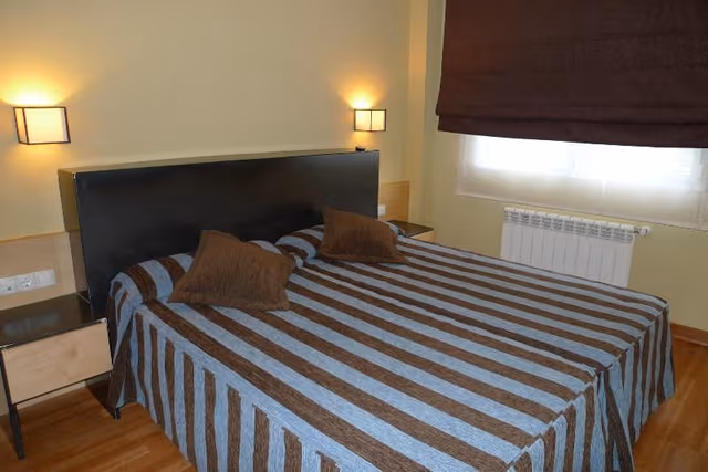 APARTMENT CAPACITY 4 TWO BEDROOMS