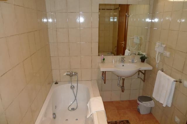 APARTMENT SUPERIOR