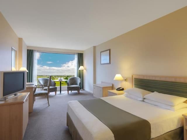 DOUBLE PREMIER KING BED