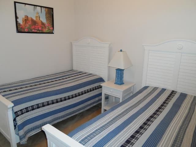 HOME SIX BEDROOMS WITH PRIVATE POOL