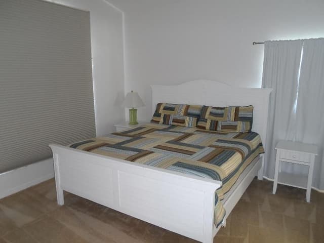 HOME DELUXE