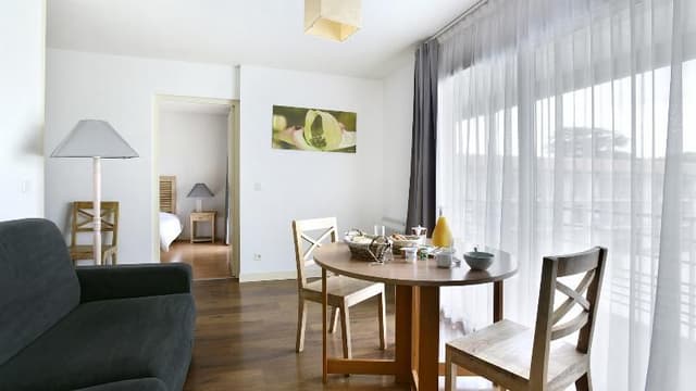APARTMENT CAPACITY 6 TWO BEDROOMS
