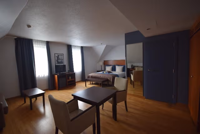 JUNIOR SUITE STANDARD