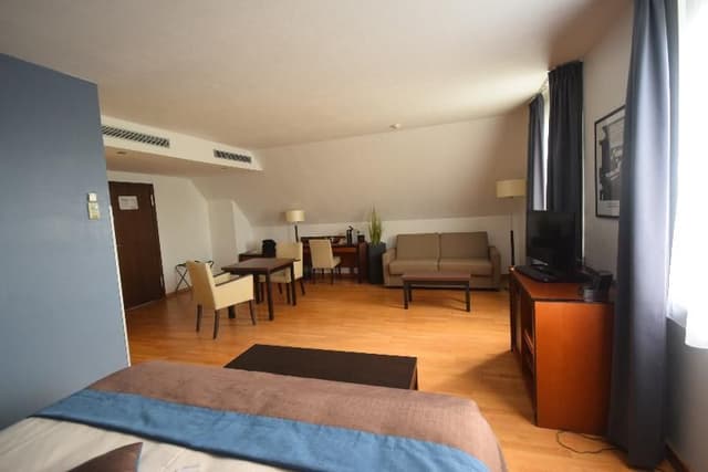 JUNIOR SUITE STANDARD