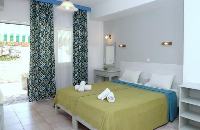 APARTMENT CAPACITY 4 ONE BEDROOM