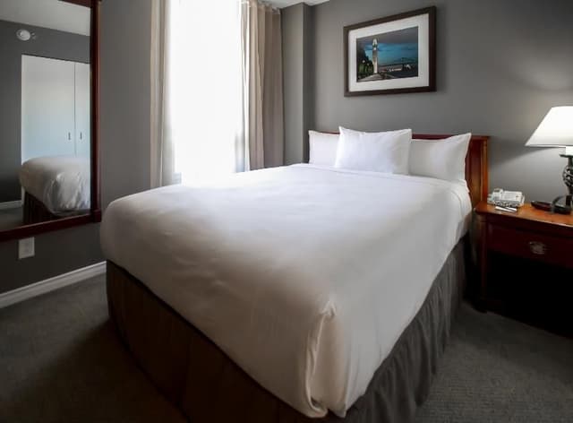 SUITE TWO BEDROOMS