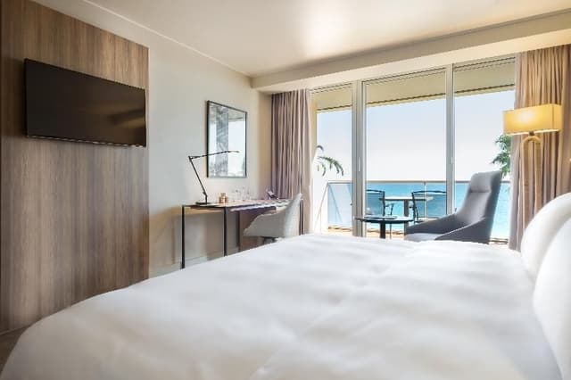 SINGLE DELUXE SEA VIEW