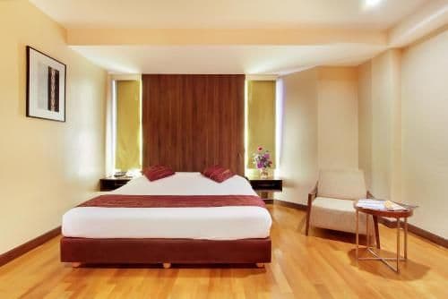 Premier Room