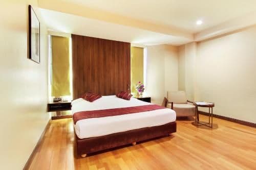 Premier Room