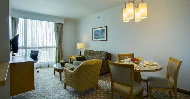 SUITE ONE BEDROOM
