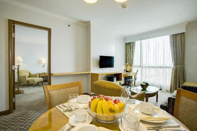 SUITE ONE BEDROOM