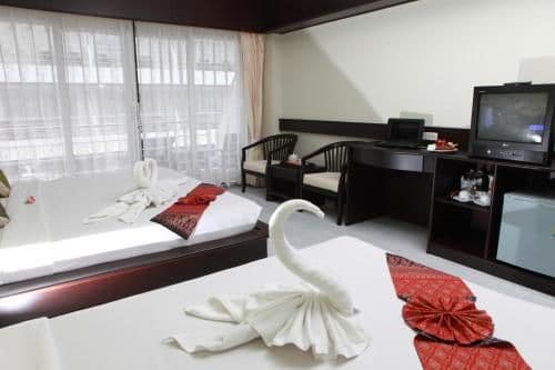 Deluxe Double or Twin Room