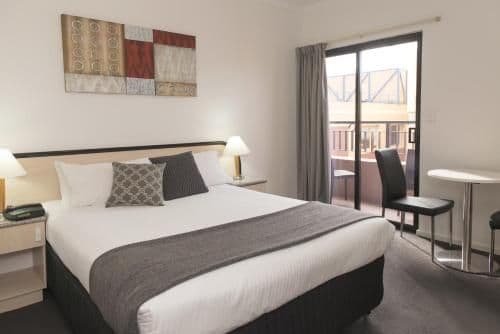 Executive Suite with Spa Bath