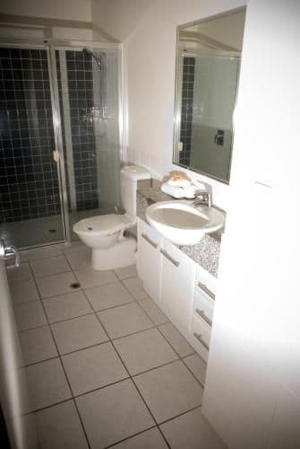 Spacious Southern Oceanview 3 Bedroom Apartment with 2 Balconies (301