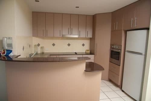 Spacious Southern Oceanview 3 Bedroom Apartment with 2 Balconies (301