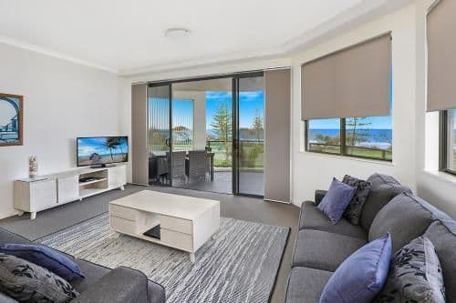 Spacious Southern Oceanview 3 Bedroom Apartment with 2 Balconies (301