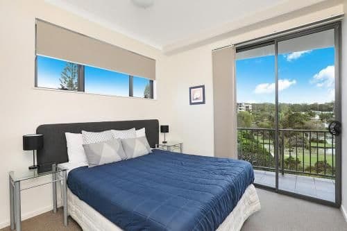 Spacious Southern Oceanview 3 Bedroom Apartment with 2 Balconies (301